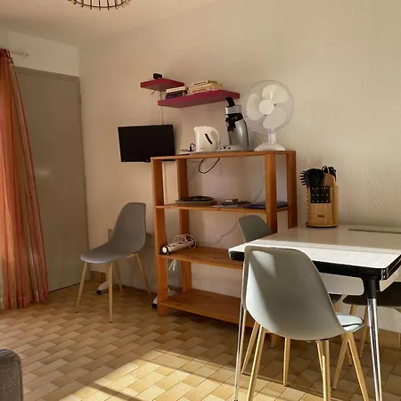 Agreable Avec Parking Privatif Et Wi-fi A - Fr-1-553-273 Apartment Balaruc-les-Bains